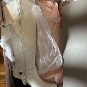 JustFab White Heeled Boots Elegant Style